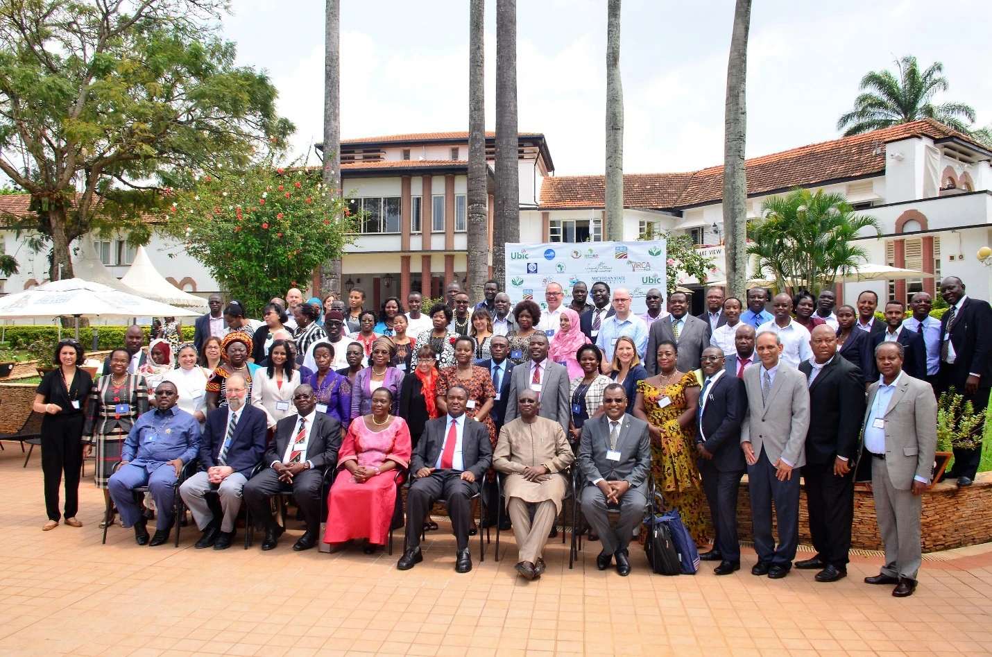 Participants gathered for a group photograph at ABBC 2017